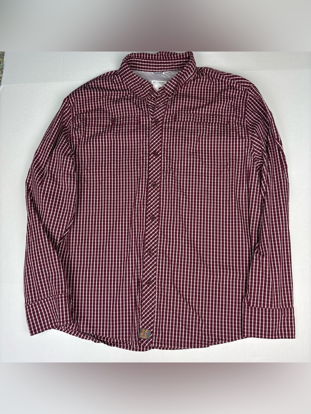 Reel Legends Men XL Shirt Plaid Maroon Vented Fishing Long Sleeve Button Up